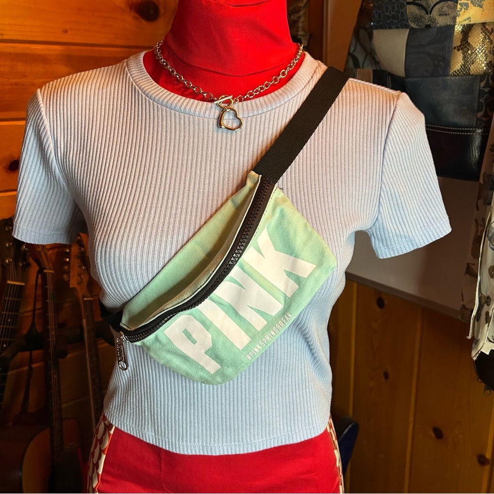 VICTORIA'S SECRET PINK Logo Fanny Pack Belt Bag w/Zip Closure Aqua Green